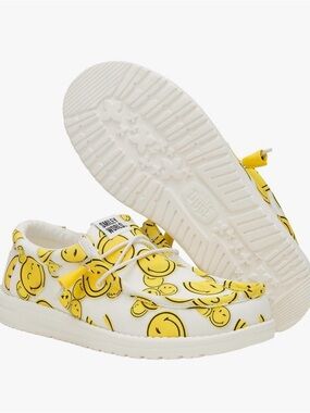 Hey Dude Men’s Wally Smiley Loafers Shoes